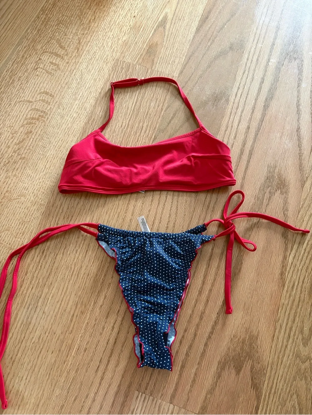 Frankie’s Bikinis set